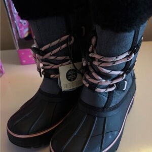 Girls Black and Pink Winter Boots
